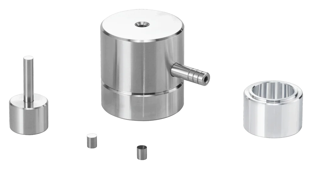 Circular evacuable pellet die set with punches, plunger and vacuum fitting